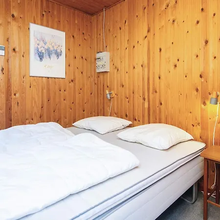 Holiday home 6 Person In Grenaa-by Traum Brondstrup